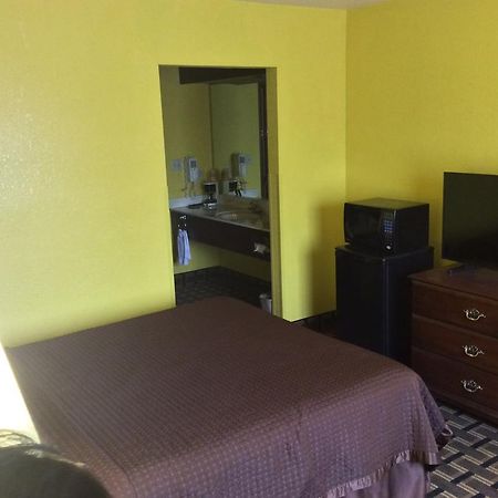 Country Hearth Inn - Bowling Green Bagian luar foto