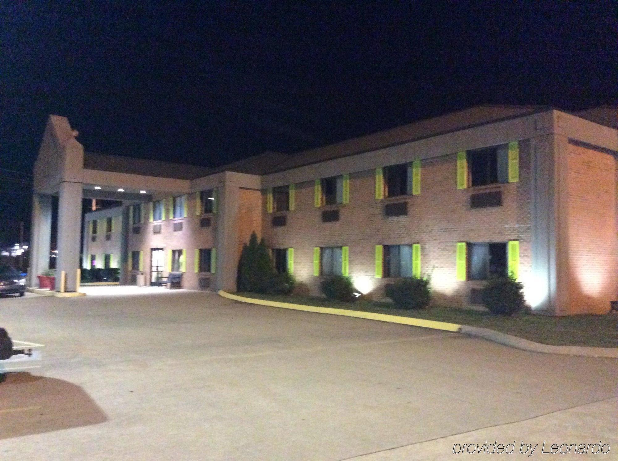 Country Hearth Inn - Bowling Green Bagian luar foto