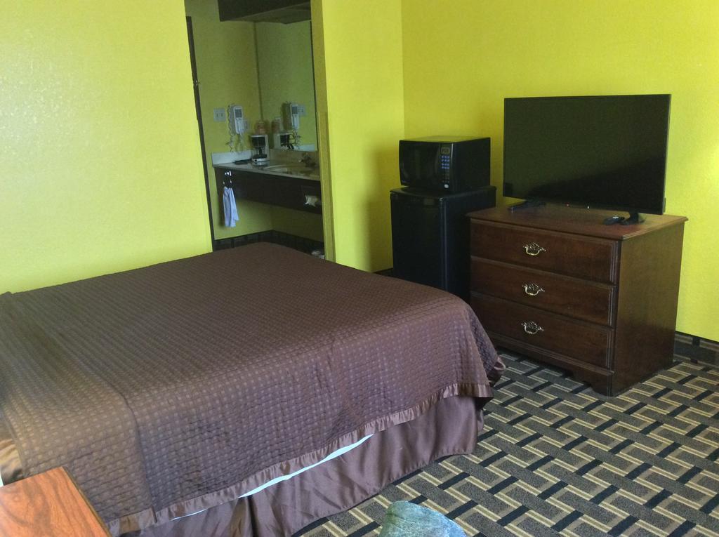 Country Hearth Inn - Bowling Green Bagian luar foto
