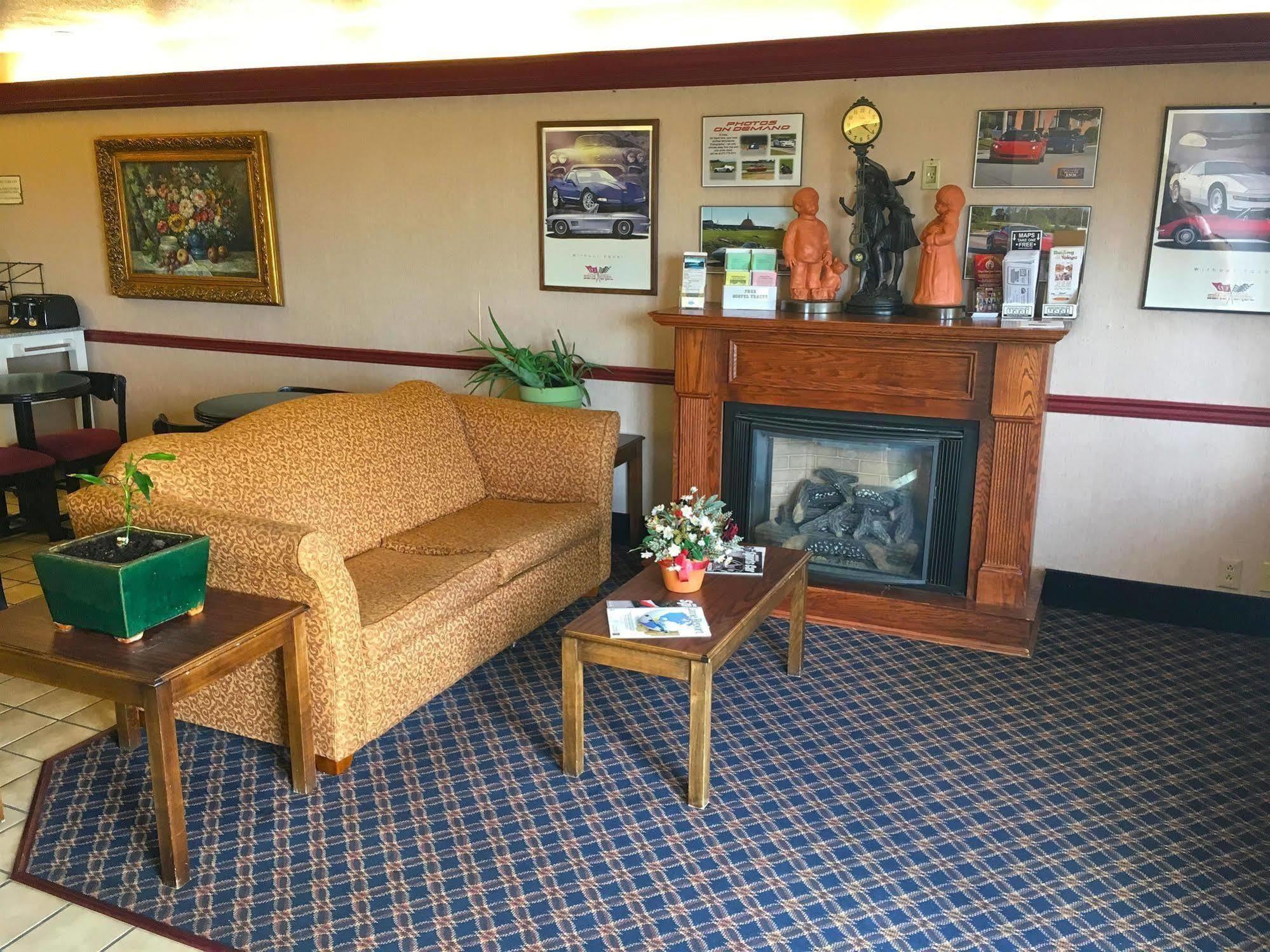 Country Hearth Inn - Bowling Green Bagian luar foto